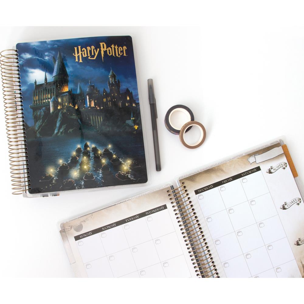 Harry Potter Hogwarts At Night - 12 month undated planner